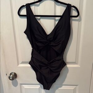 Old Navy Black One Piece Swimsuits